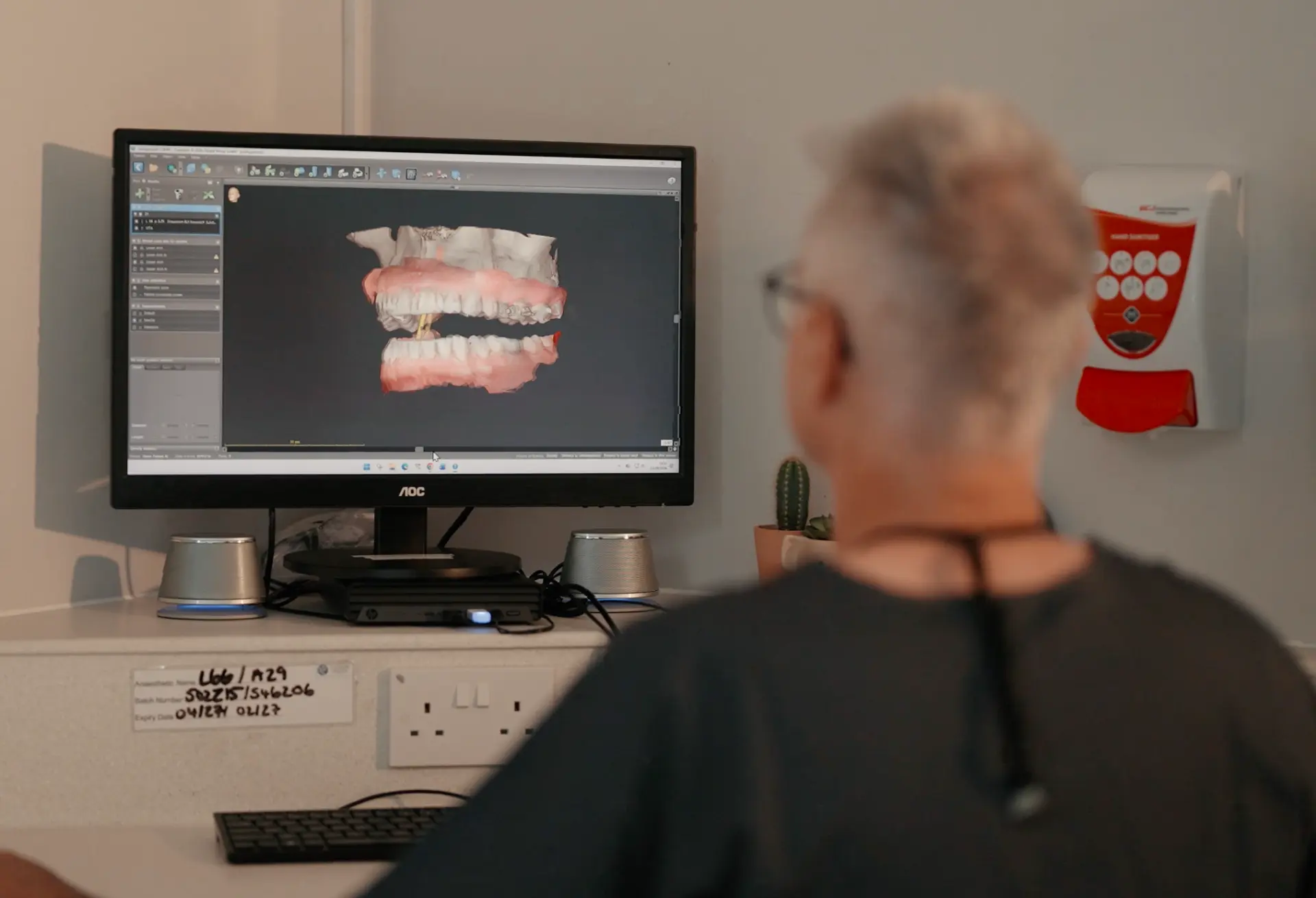 Digital scan used to plan implant treatment at Cadbury Dental